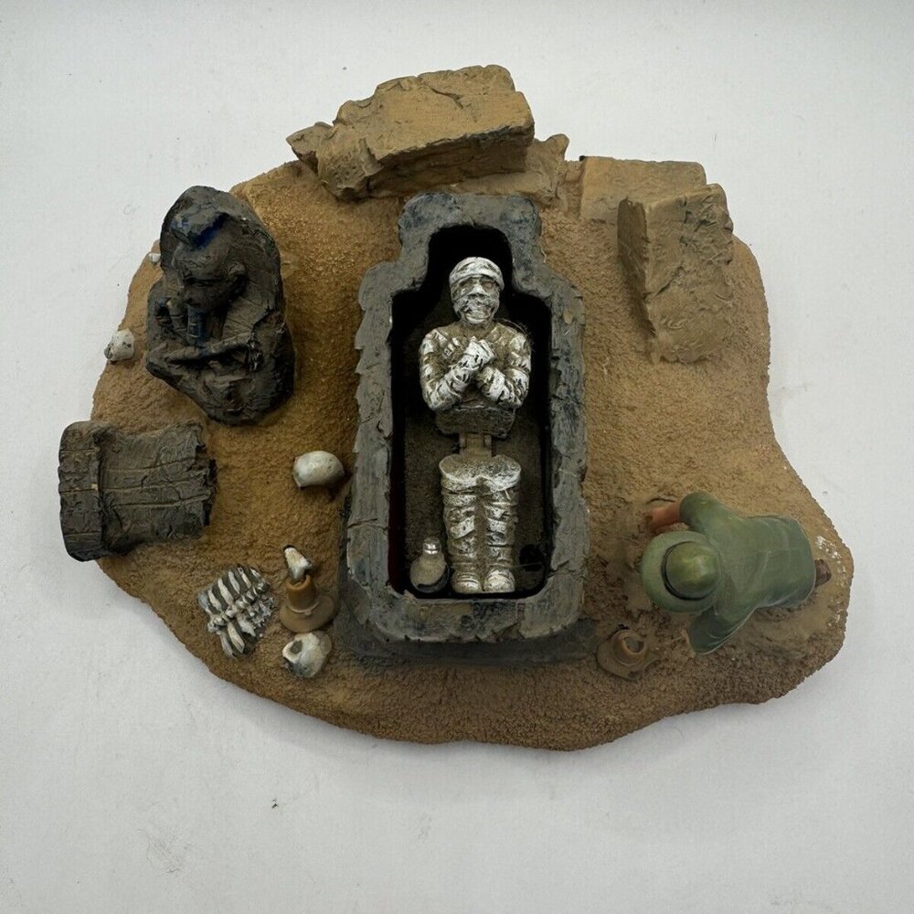 Retired 2007 Lemax Spooky Town Mummy's Tomb Lighted Read